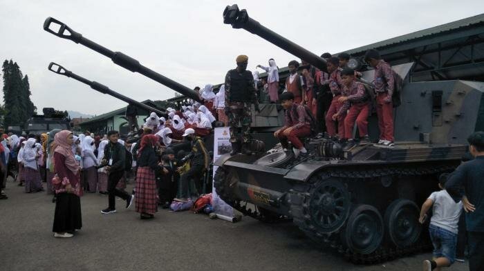 Hore! Ada Pameran Alutsista di Markas Pusdik Armed Cimahi, Bisa jadi Pilihan Berlibur Akhir Pekan