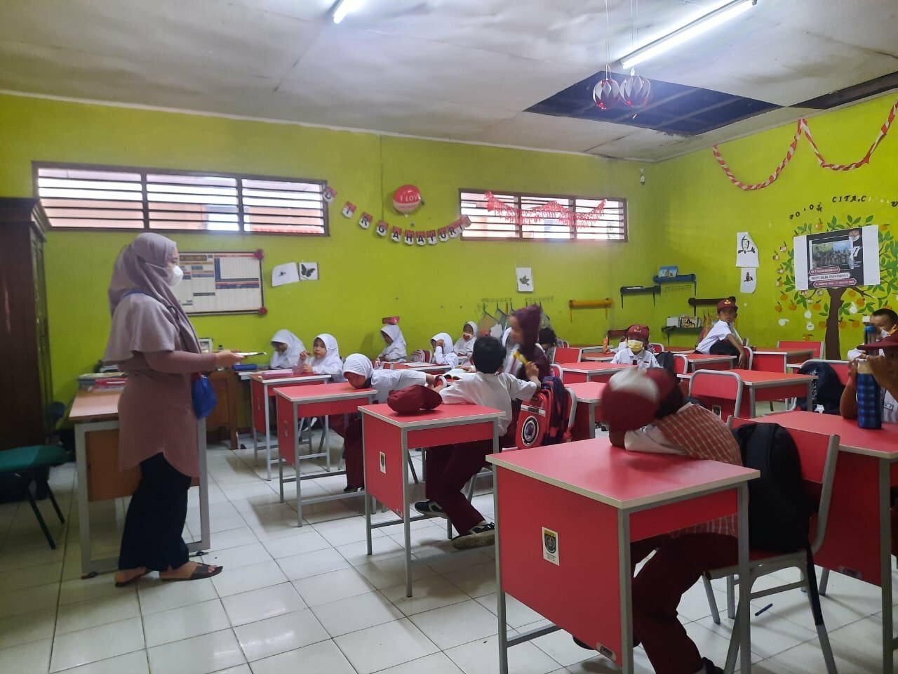 JJ Rizal Sebut 2 Dosa Besar Pemkot Depok Soal Relokasi SDN Pondok Cina 1