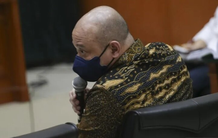 https: img.okezone.com content 2023 03 28 337 2788671 minta-teddy-minahasa-dihukum-mati-kuasa-hukum-akbp-doddy-betapa-jahat-manusia-ini-slfnAWNEwJ.jpg