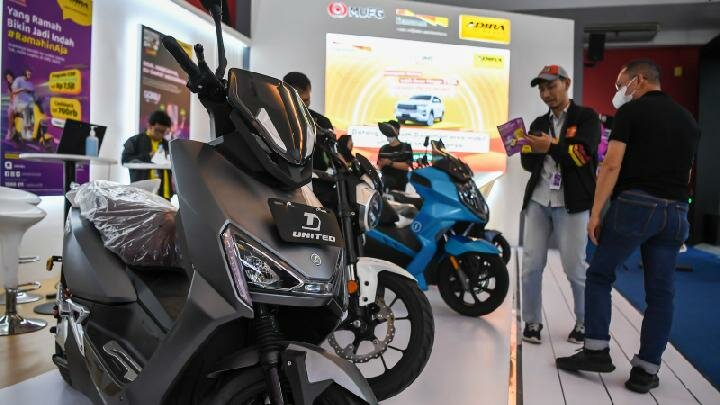 Satu NIK KTP Bisa Dapat Insentif Motor Listrik Rp 7 Juta, Cek 5 Fakta Berikut