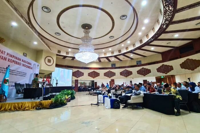 Rapat Pimpinan Nasional (Rapimnas) Dekopin telah resmi dibuka dengan megah di Hotel Mercure Ancol, Sabtu 4 hingga 6 November 2023. (Doc.Ist)