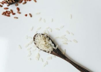 Air beras bagus untuk kesehatan rambut? Ini dermatolog