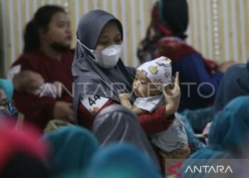 Dokter bagikan ciri-ciri bayi cukup ASI