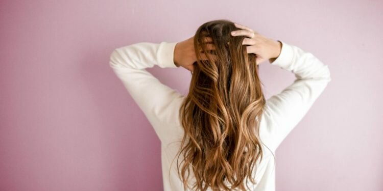 Manfaat cuka sari apel untuk kesehatan rambut