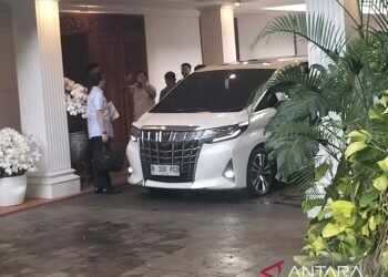 Prabowo pulang ke rumah sebelum lakoni debat di Istora Senayan