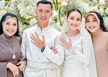 Denny Darko Ramal Alasan Ayu Ting Ting Terima Lamaran Lettu Muhammad Fardhana